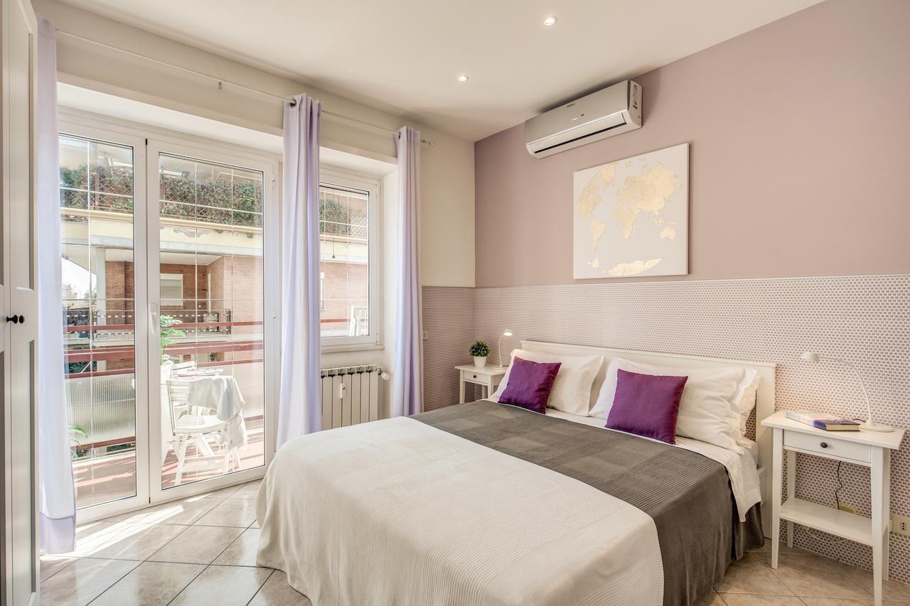 Rome4Guest Ostia Apartment Bagian luar foto