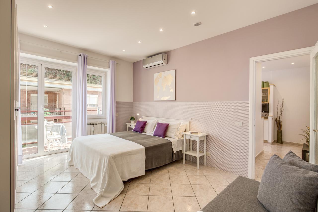Rome4Guest Ostia Apartment Bagian luar foto