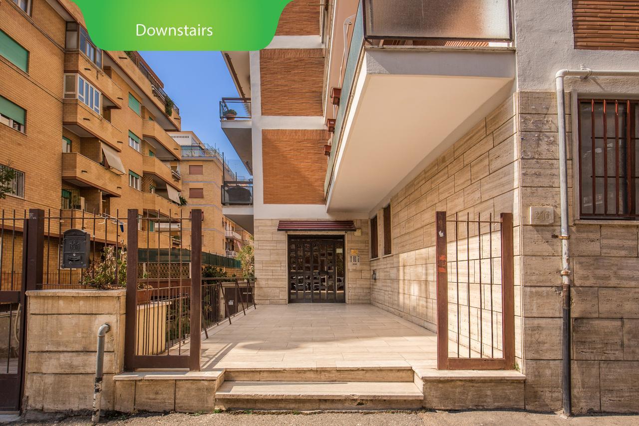 Rome4Guest Ostia Apartment Bagian luar foto
